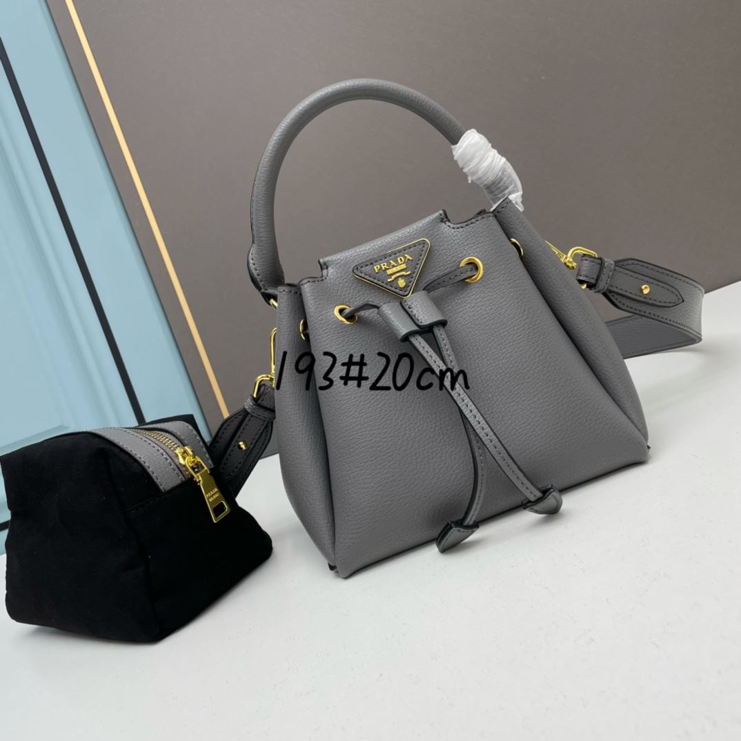 Pra*a top handle bags